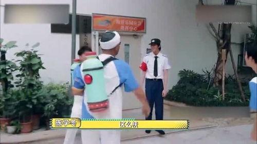 假装吃瓜路人救人,勇救生命瞬间