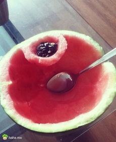 天热吃瓜的视频