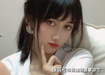 无锡女的吃瓜事件,网络舆论的风暴与反思