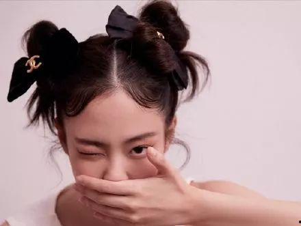 金智妮吃瓜kiss,揭秘娱乐圈甜蜜瞬间