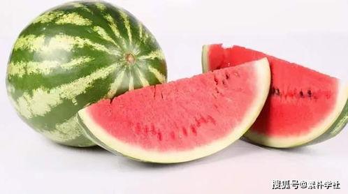 西瓜吃瓜不吃梨,品味夏日果香，选择你的甜蜜时刻