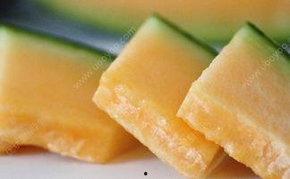 舌头溃烂吃哈密瓜,哈密瓜助力缓解舌头溃烂困扰
